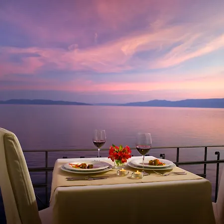 Jadran 4*