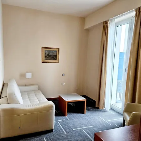 Jadran Hotel