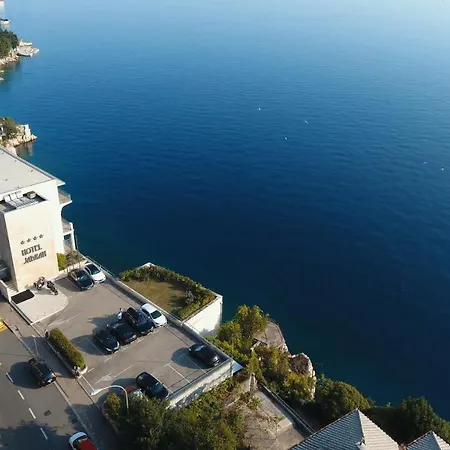 Hotel Jadran 4*