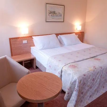 Hotel Jadran 4*