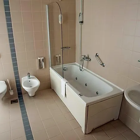 Hotel Jadran, Rijeka, A Tribute Portfolio 4*